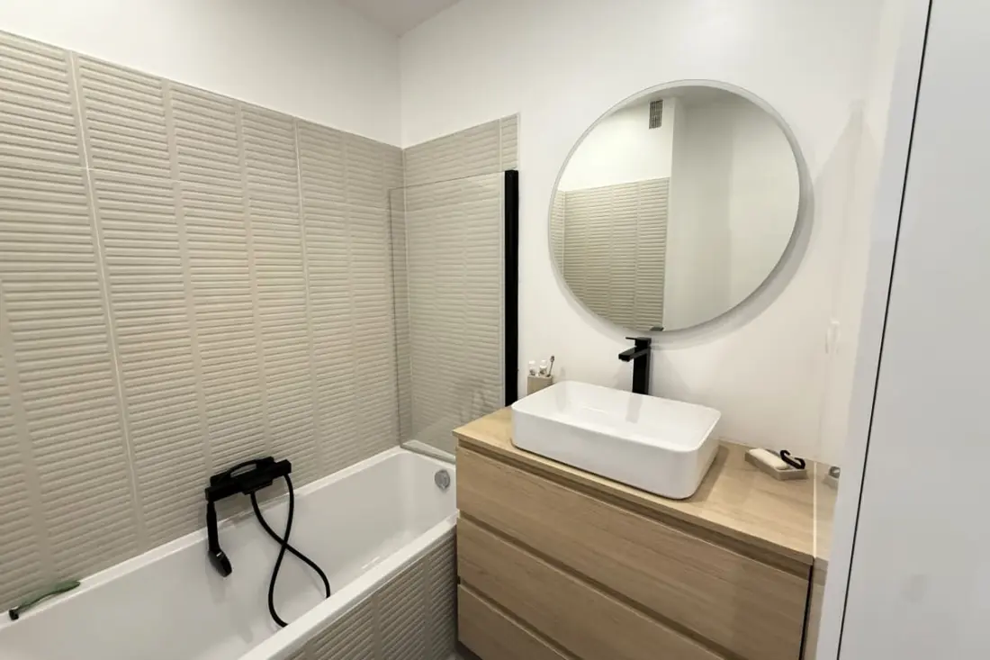 Bellissimo appartamento con vista mare di 2 camere da letto - Piscina - Tennis