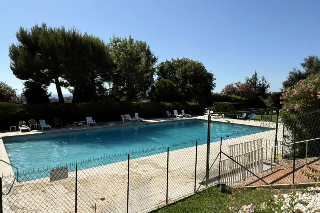 Bellissimo appartamento con vista mare di 2 camere da letto - Piscina - Tennis