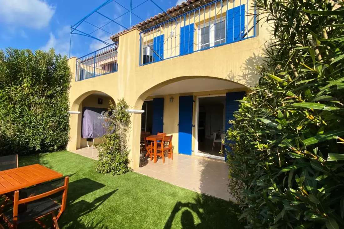 Gyönyörű és békés Villa egy rezidenciában