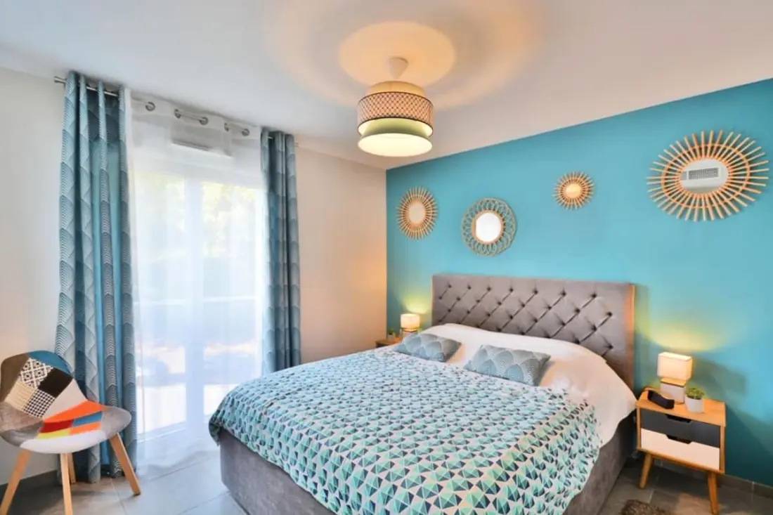 Superb Sea View Apartment in Villeneuve-loubet