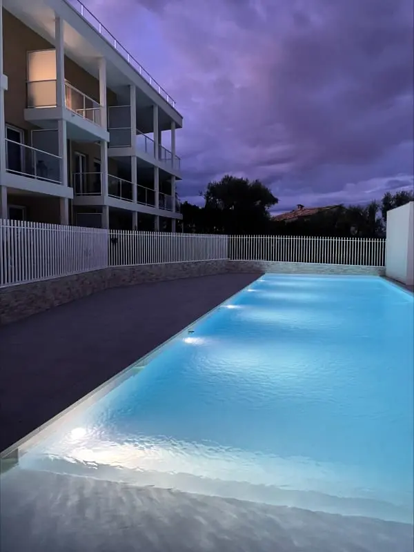 Modern Studio - Terrace - Swimming pool