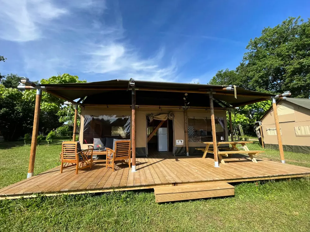 Campingplatz FONTAINE DU ROC 3 Sterne★★★