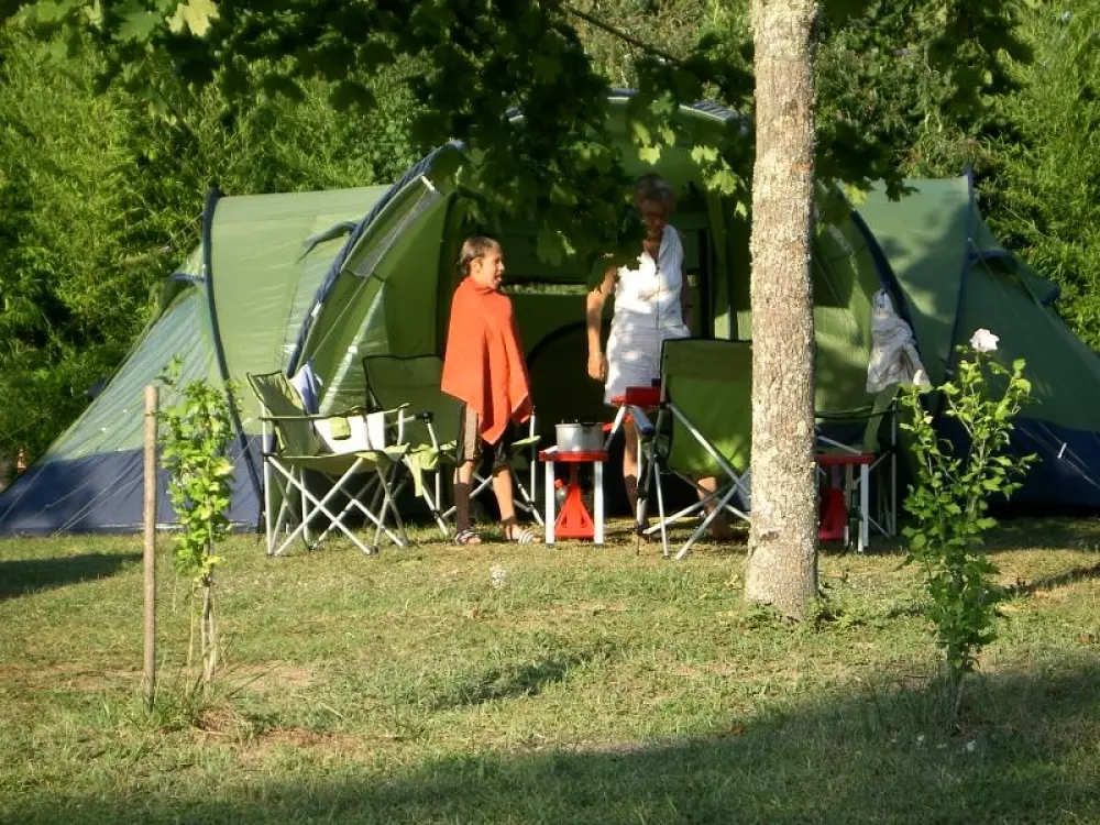 Campingplatz FONTAINE DU ROC 3 Sterne★★★