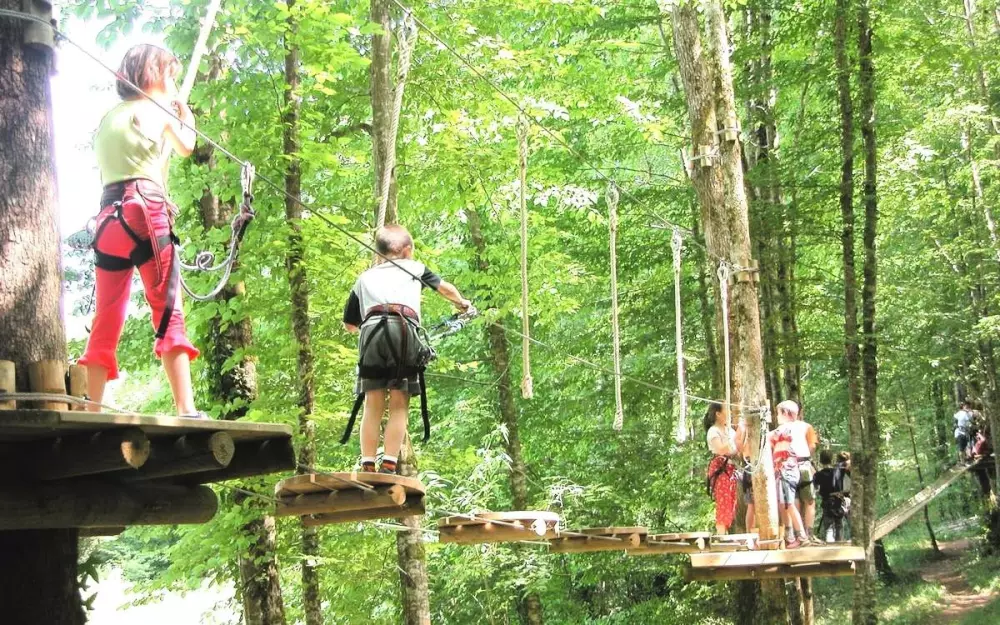 Campingplatz FONTAINE DU ROC 3 Sterne★★★