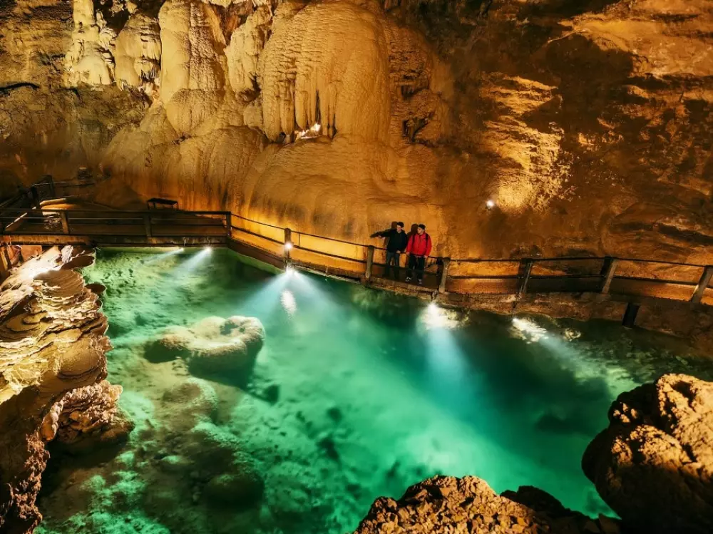 Campingplatz FONTAINE DU ROC 3 Sterne★★★