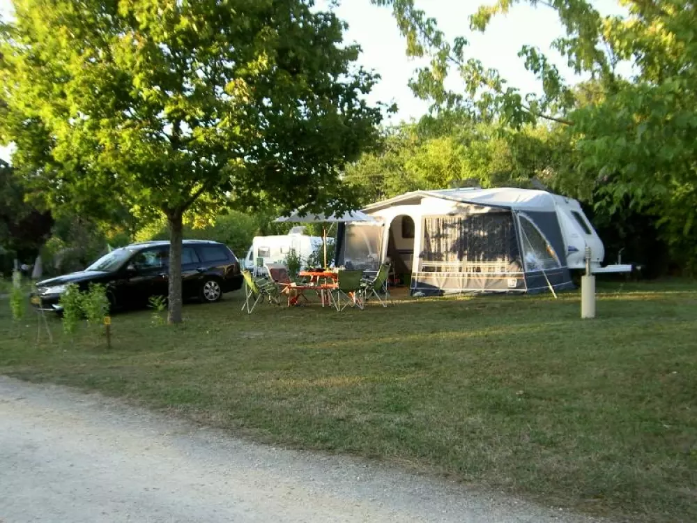 Campingplatz FONTAINE DU ROC 3 Sterne★★★