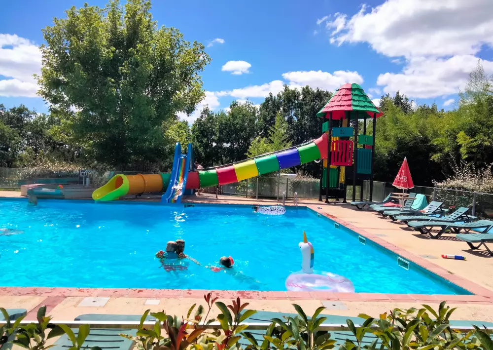 Campingplatz FONTAINE DU ROC 3 Sterne★★★