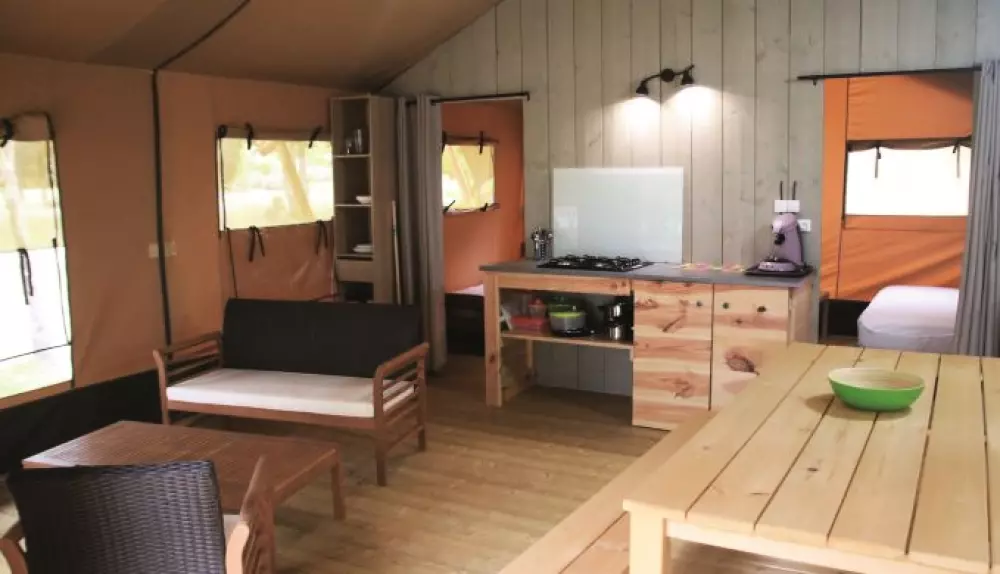 Campingplatz FONTAINE DU ROC 3 Sterne★★★