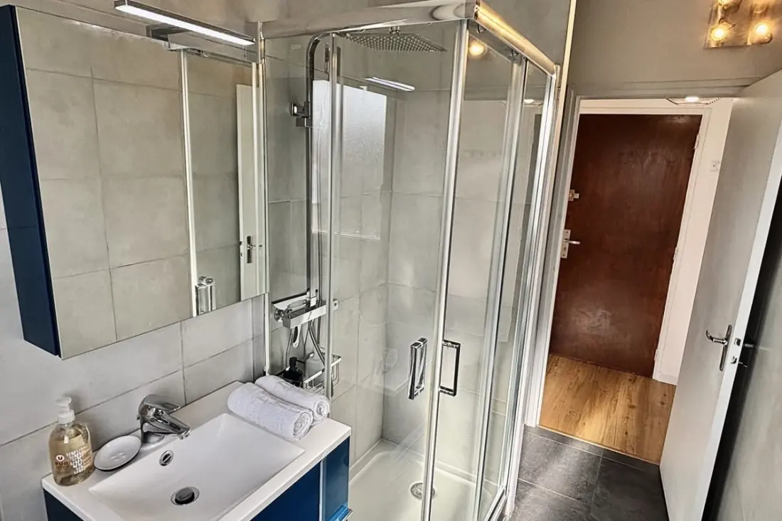 Apartman 2 Pers With Wifi & Parking