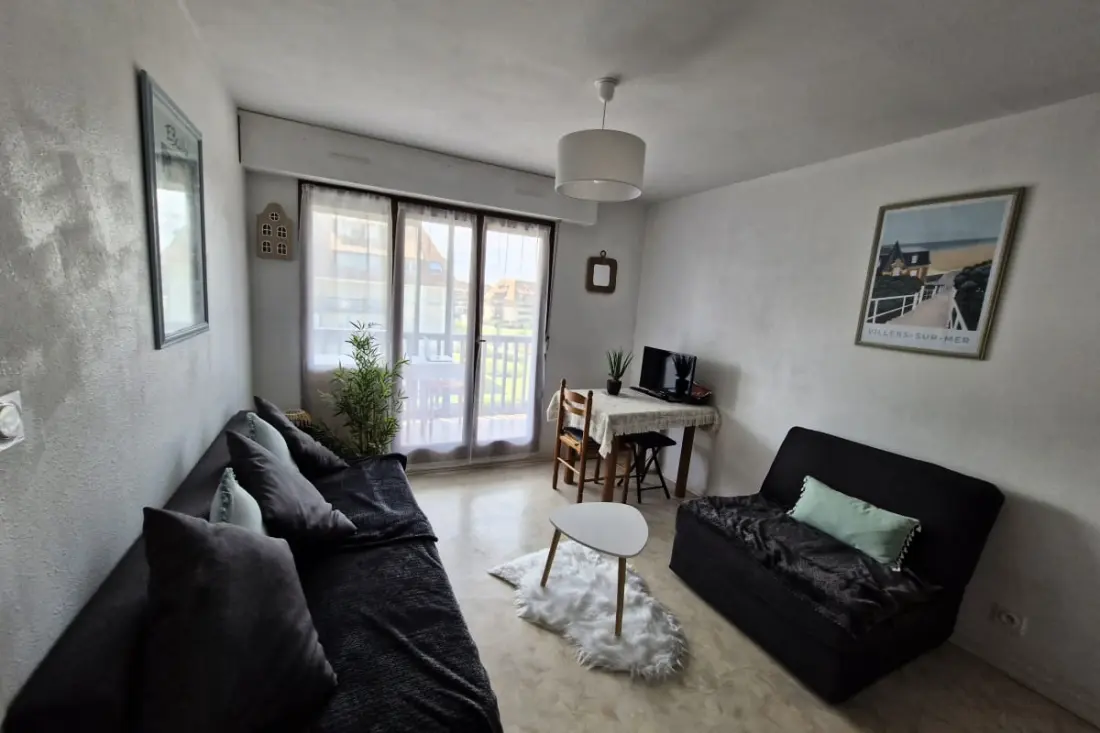 Cosy Two Room Nest With Sea View