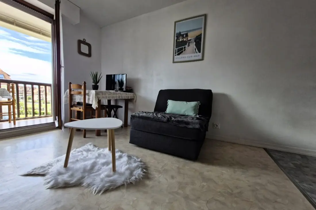 Cosy Two Room Nest With Sea View