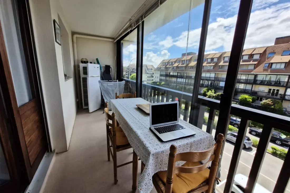 Cosy Two Room Nest With Sea View