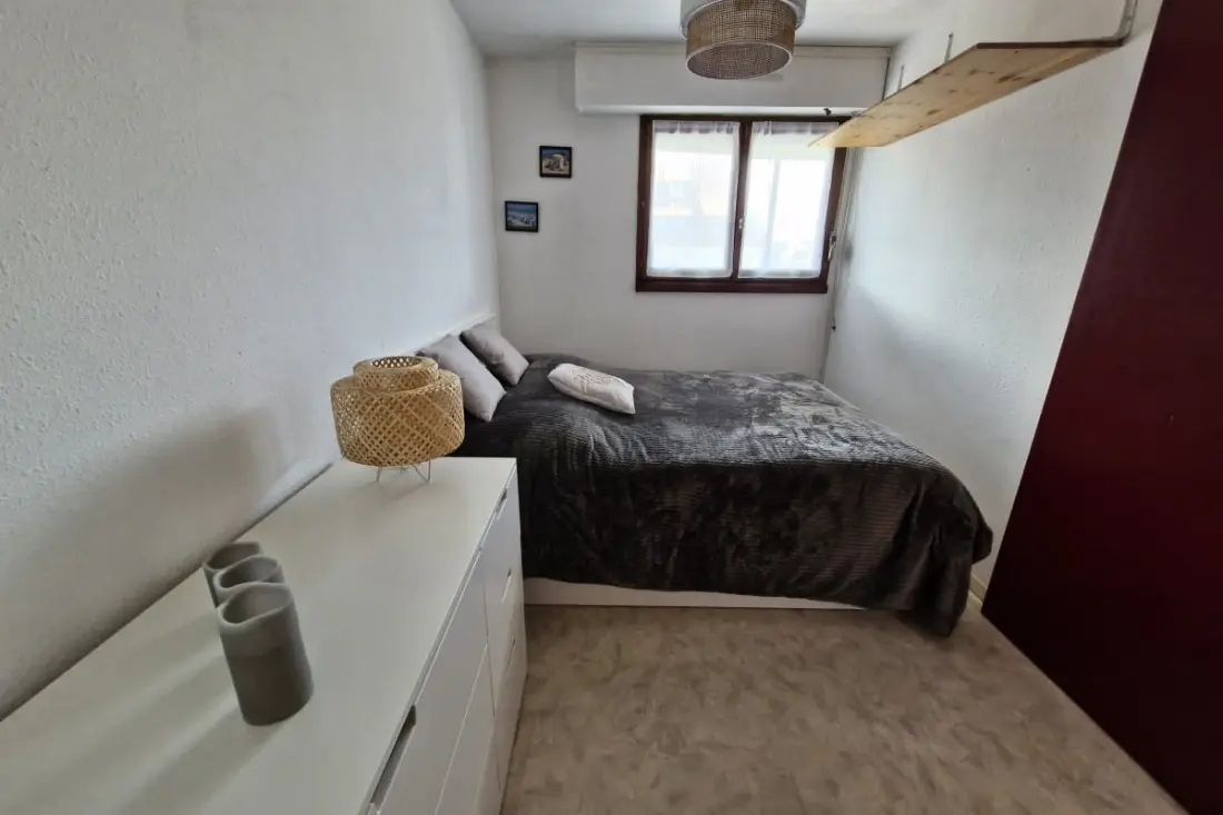 Cosy Two Room Nest With Sea View