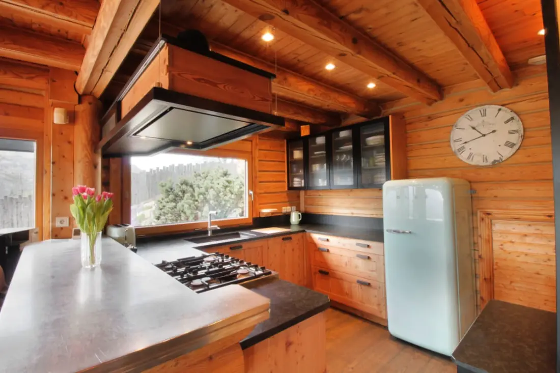 Csodálatos Chalet medencével és nézettel