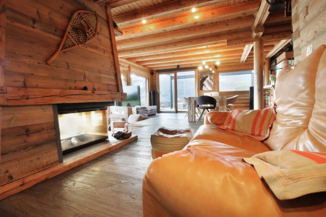 Csodálatos Chalet medencével és nézettel