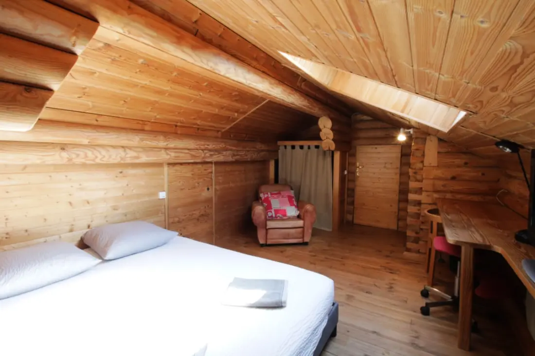 Csodálatos Chalet medencével és nézettel