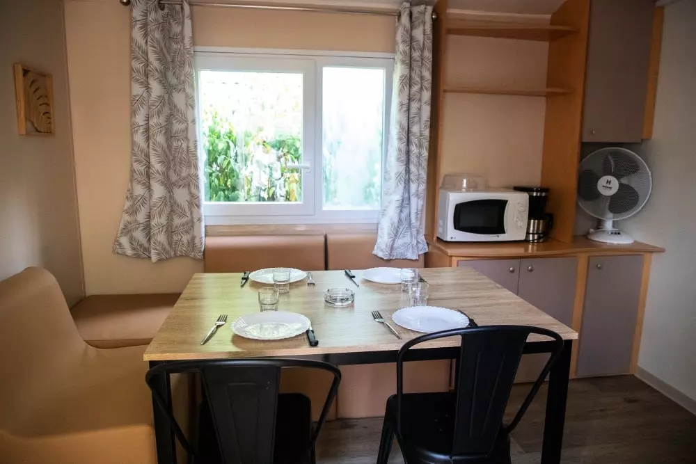 Camping Les Rives Du Lac De Vinca 3 Stjerner★★★