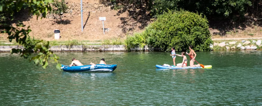 Camping Les Rives Du Lac De Vinca 3 Stjerner★★★