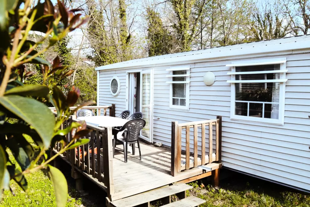 Camping Les Rives Du Lac De Vinca 3 Stjerner★★★