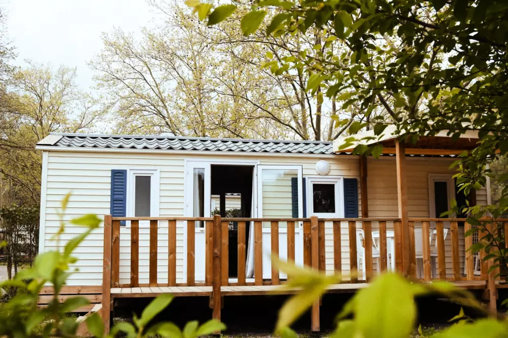 Camping Les Rives Du Lac De Vinca 3 Stjerner★★★