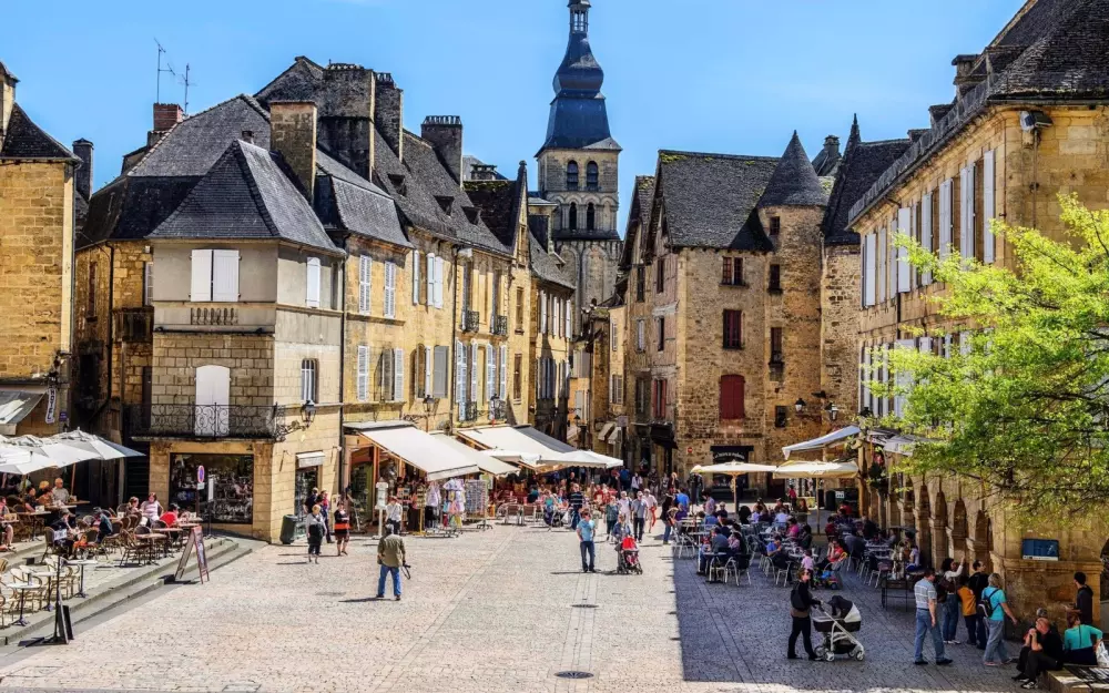 Flower Camping La Sagne 3 Sterne★★★