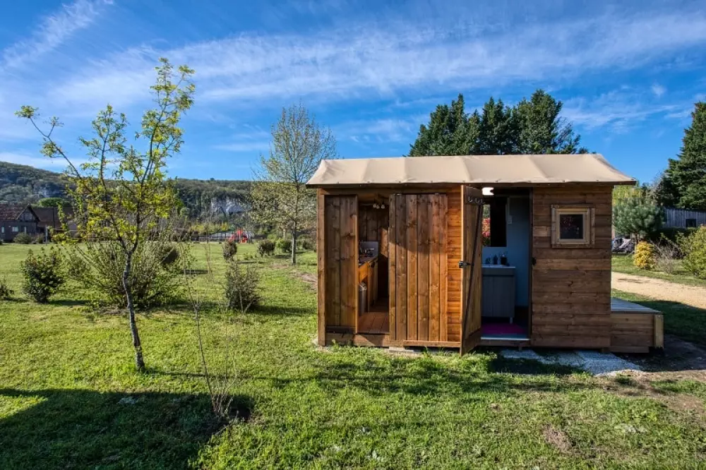 Flower Camping La Sagne 3 Sterne★★★