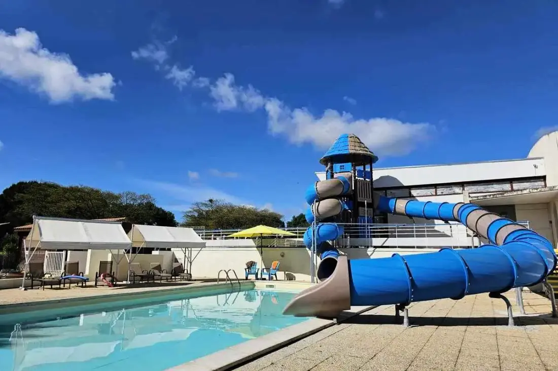 Camping Ushuaïa Villages Les Chalets de Moulière 2 étoiles★★