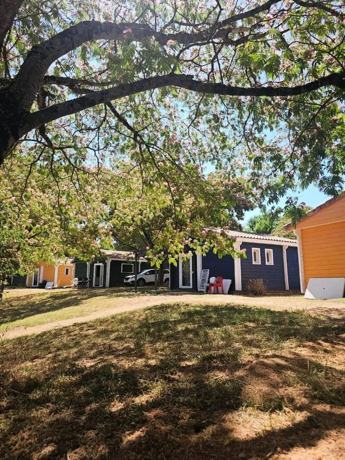 Camping Ushuaïa Villages Les Chalets de Moulière 2 étoiles★★