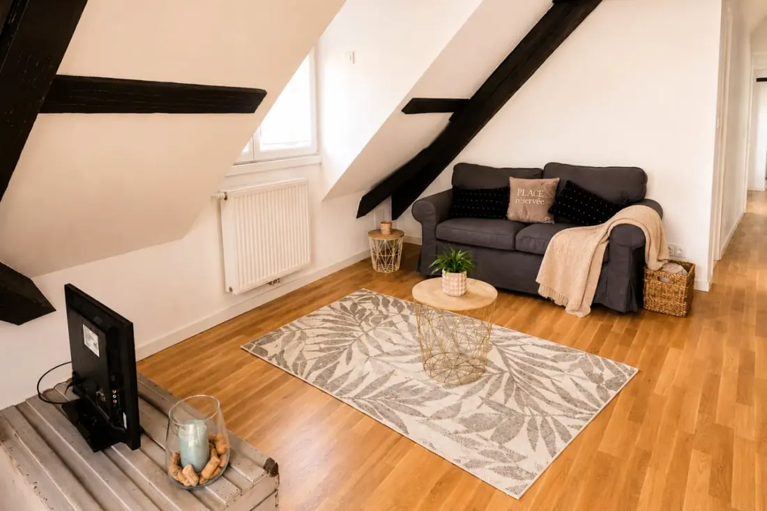 Appartement Avec Balcon Et Parking à Wiwersheim