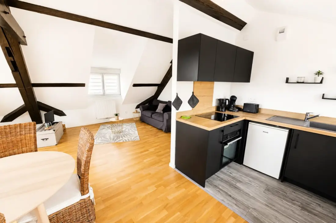 Appartement Avec Balcon Et Parking à Wiwersheim