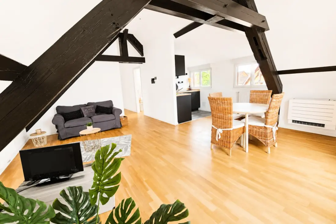 Appartement Avec Balcon Et Parking à Wiwersheim