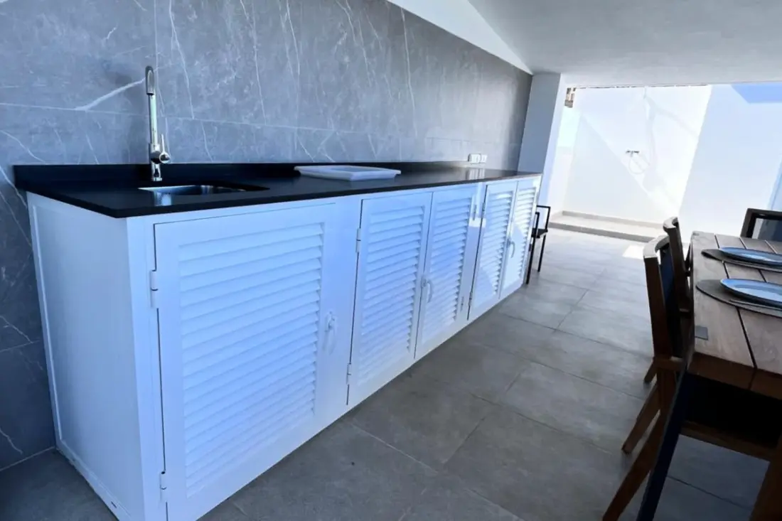 Superb Penthouse: Medencek, Szolárium felszerelt, Panoramikus nézet