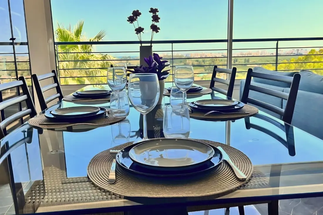 Superb Penthouse: Medencek, Szolárium felszerelt, Panoramikus nézet