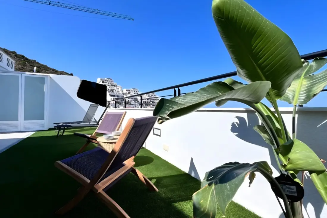 Superb Penthouse: Medencek, Szolárium felszerelt, Panoramikus nézet