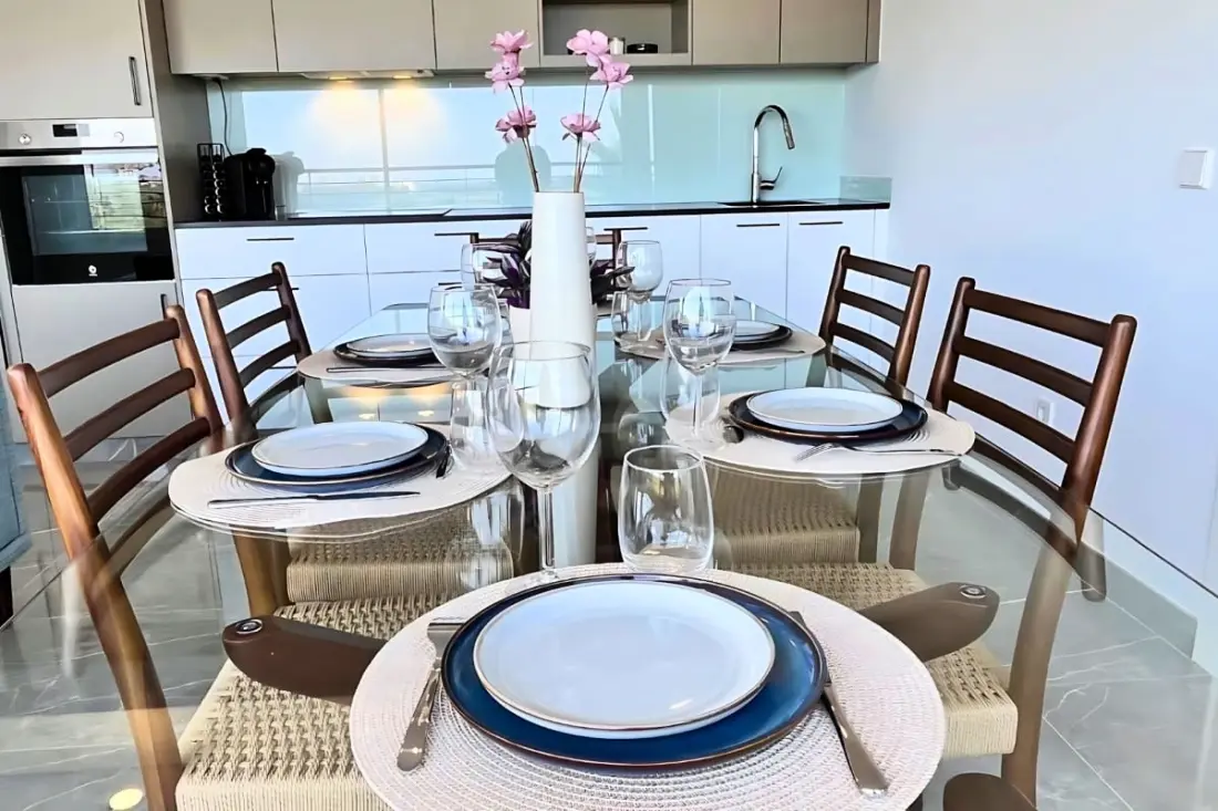 Superb Penthouse: Medencek, Szolárium felszerelt, Panoramikus nézet