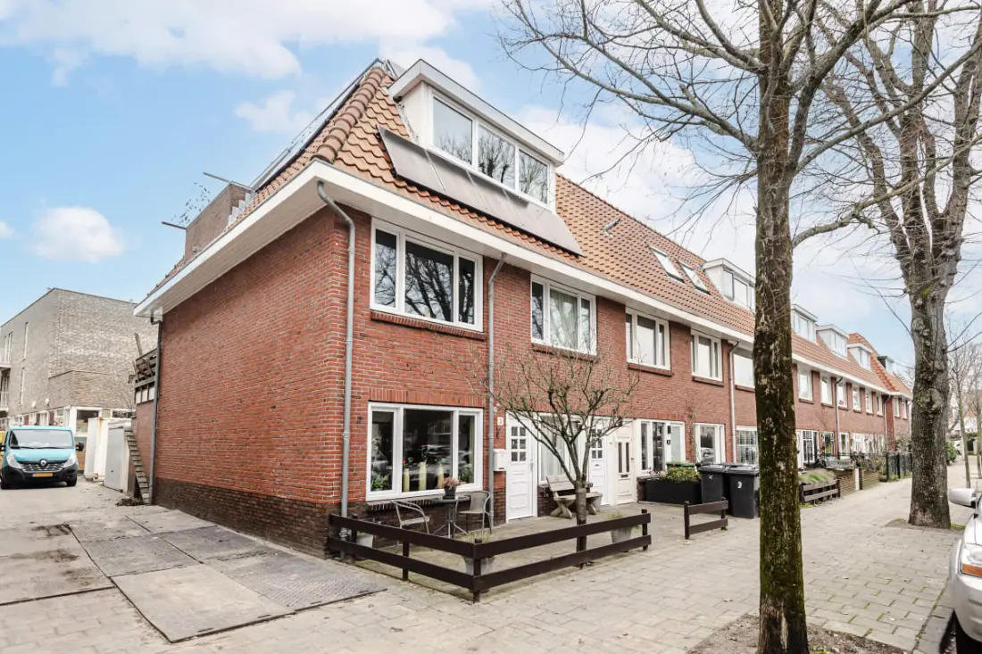 Casa Queensway