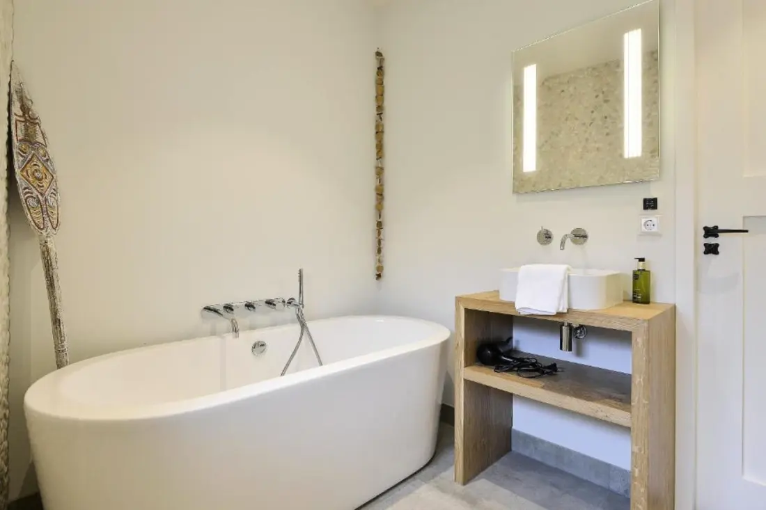 Kövesse a Nap Apartmant