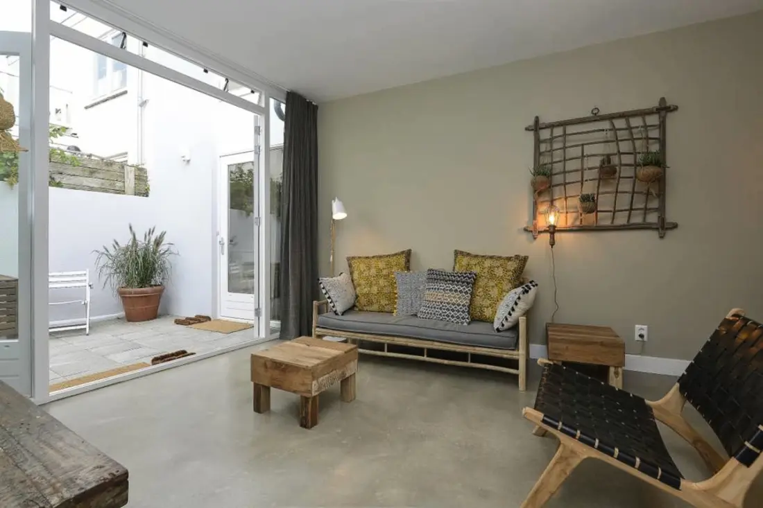 Kövesse a Nap Apartmant