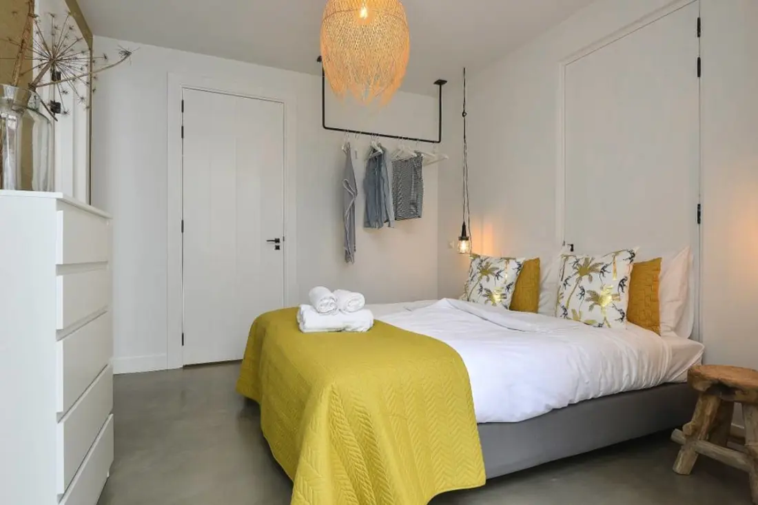 Kövesse a Nap Apartmant