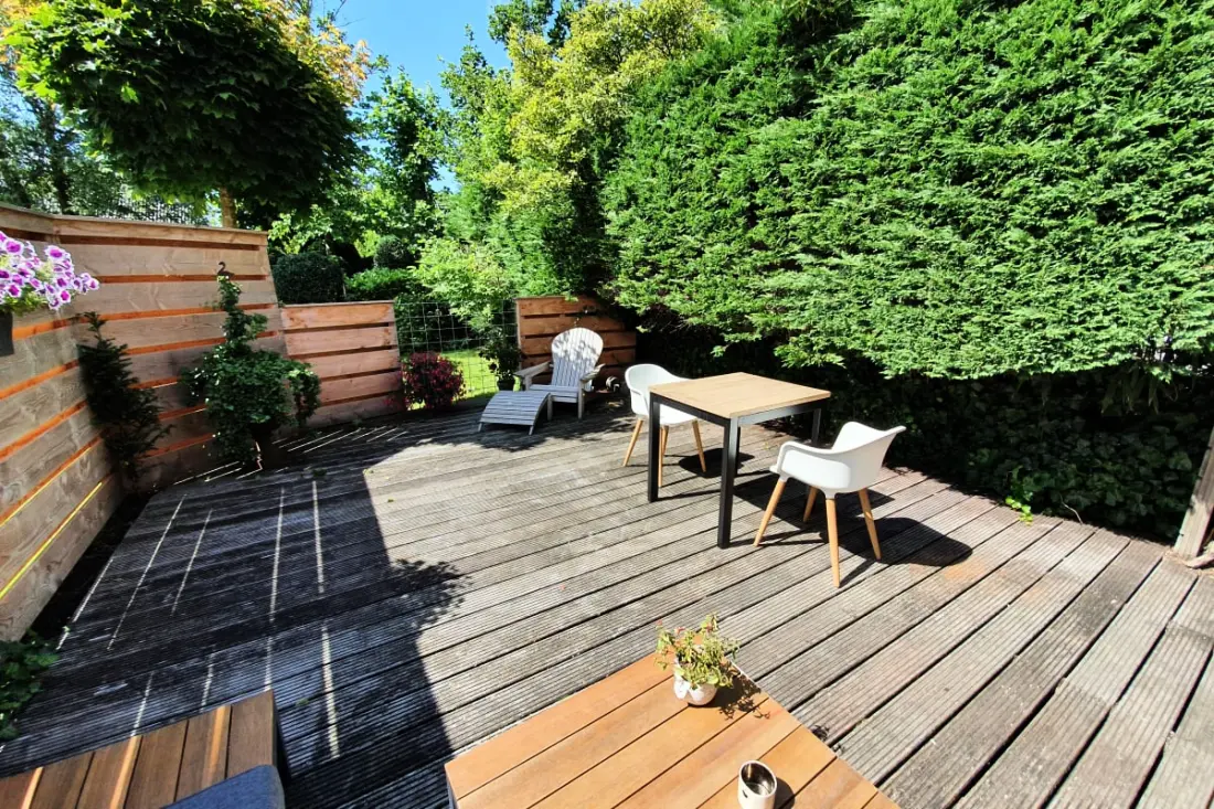 Luxus kert View Apartman