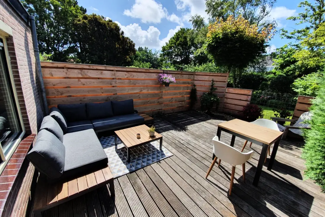 Luxus kert View Apartman
