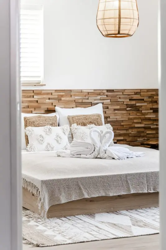 Marleys Beachhouse - Luxury Guest Room Balcony