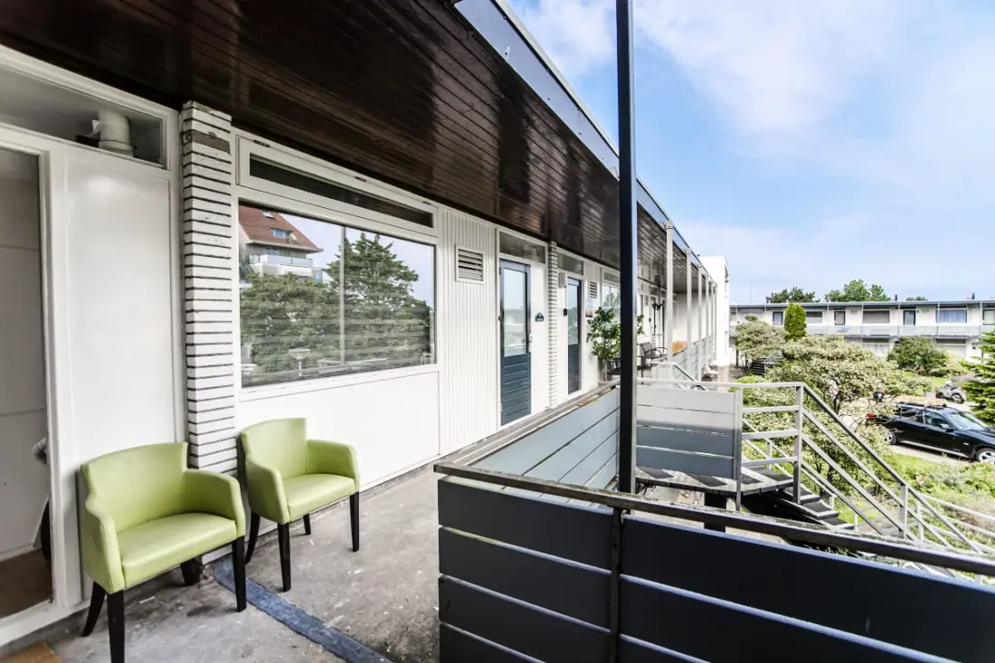 A Shell Apartment 59
