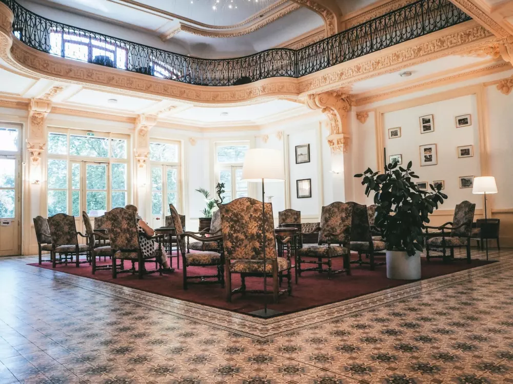 Terres de France - Appart'Hotel le Splendid