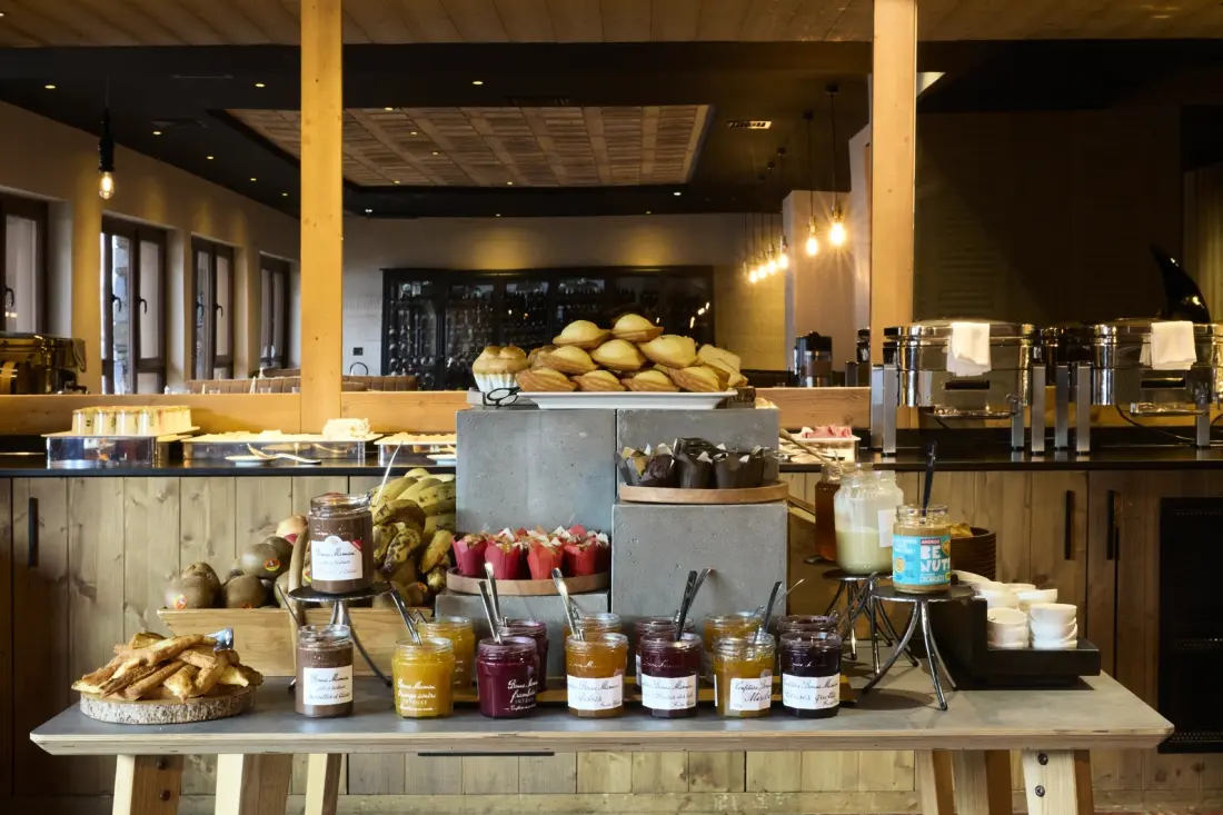 Hôtel Daria-I Nor 5 Csillagok★★★★★