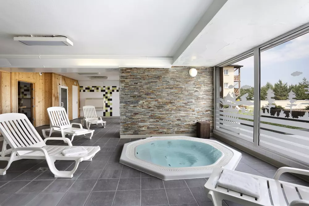 Residence Vacanceole Appart Vacances Pyrénées 2000 3 Stars★★★