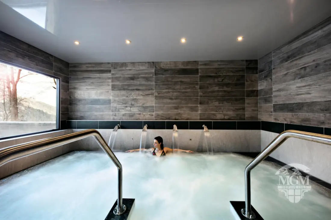 MGM Hotels & Residences - Chalets Elena Residence 4 Stars★★★★