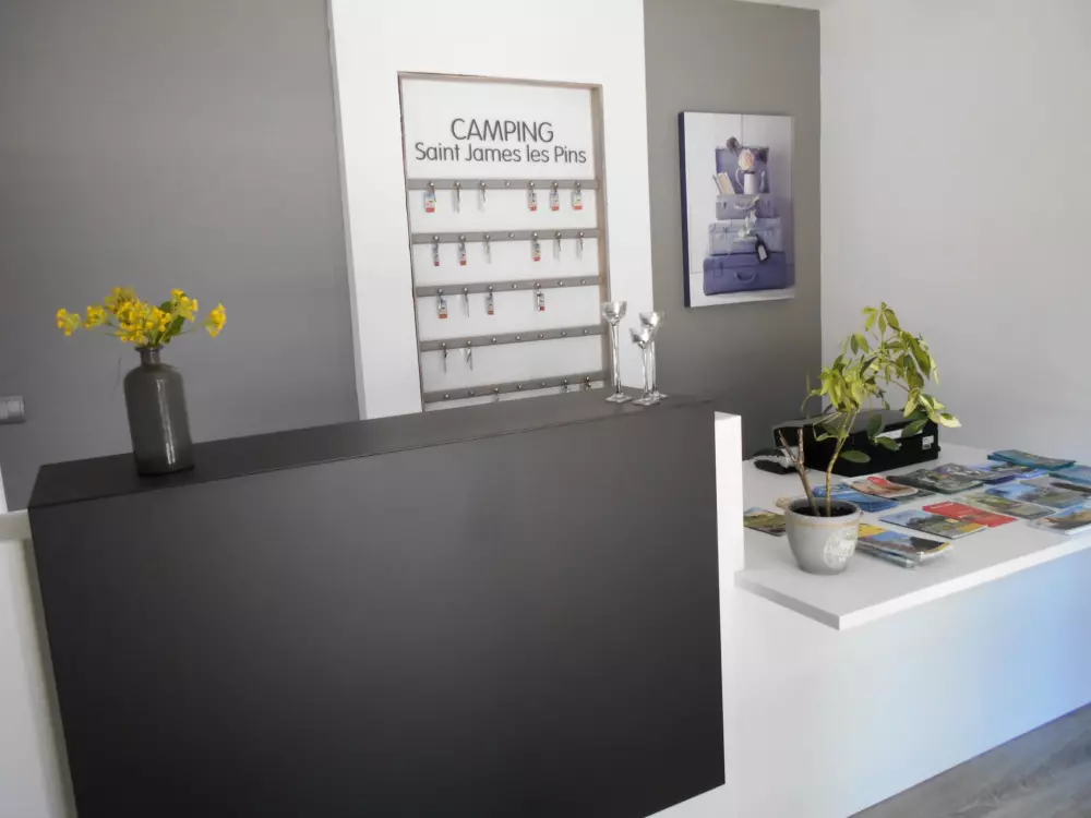 Camping Chalets Résidentiels SAINT JAMES LES PINS 3 étoiles★★★