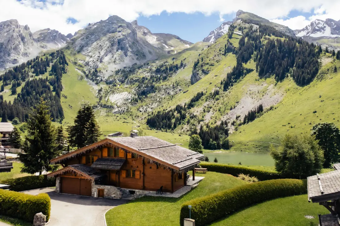 Chouan Residence