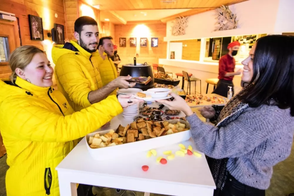 Villaggio Club MMV Plagne 200013 Stelle★★★★★★★★★★★★★ 13 Stelle★★★★★★★★★★★★★ Pensione completa